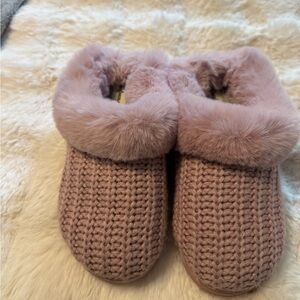 Dearfoams Pink Knit Slippers